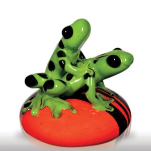 Lot 261 Smallhouse Art Glass 2002 “Rite of Spring - Green Leopard Frogs” paperwei