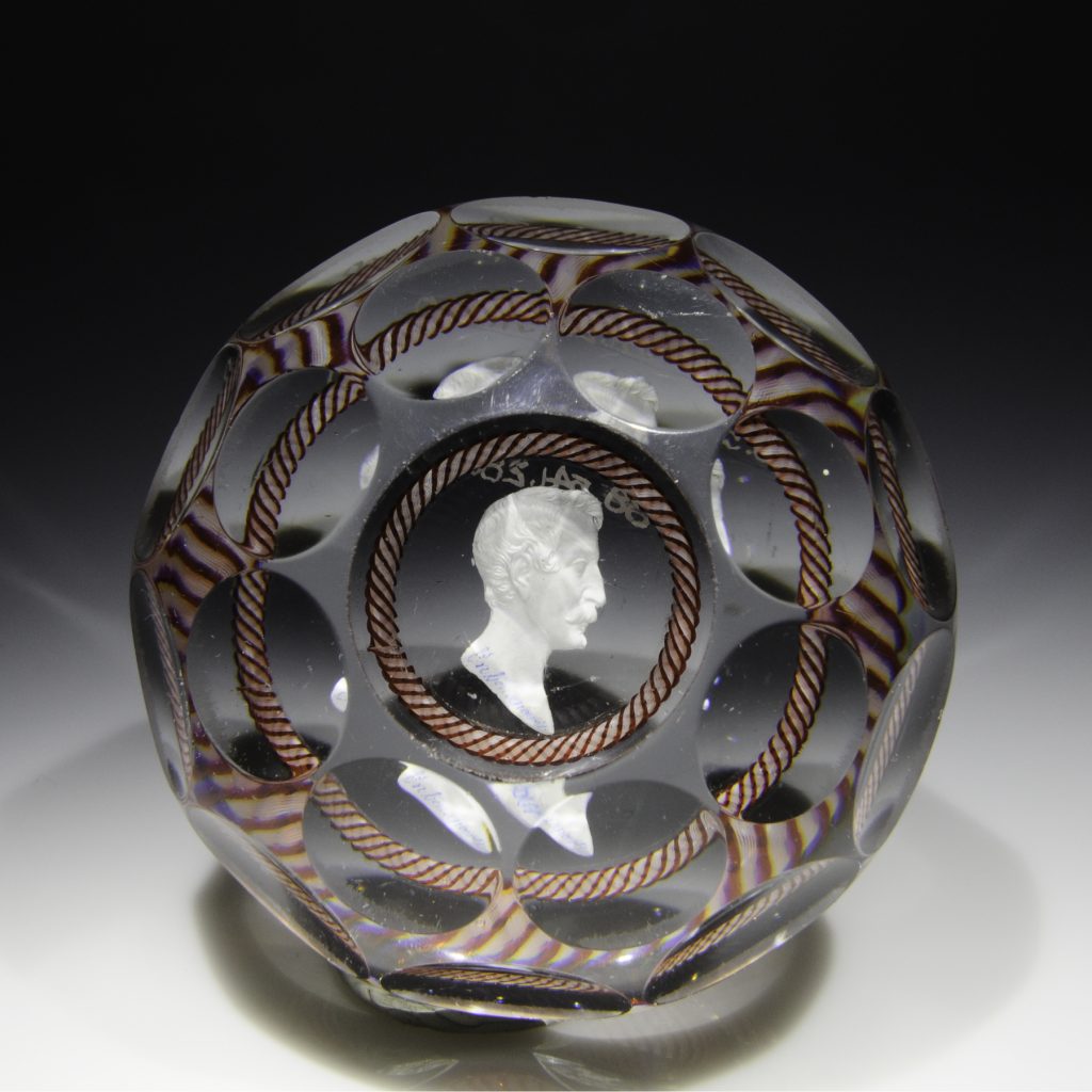 Antique Baccarat Napoleon III with red and white torsade faceted paperweight. From the Rubloff Collection. Good condition. Diameter 3 1/16”